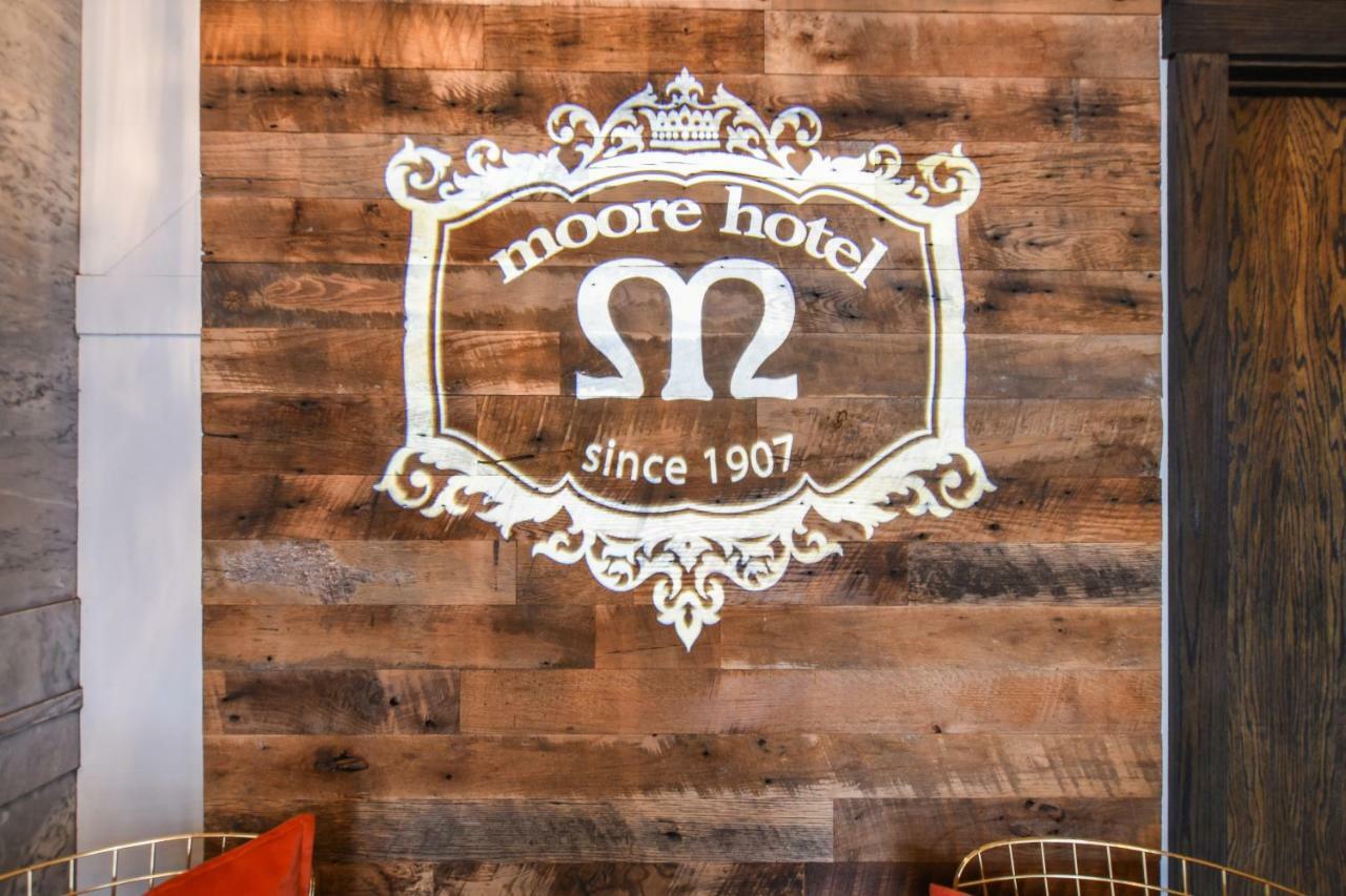Moore Hotel Seattle Exterior photo