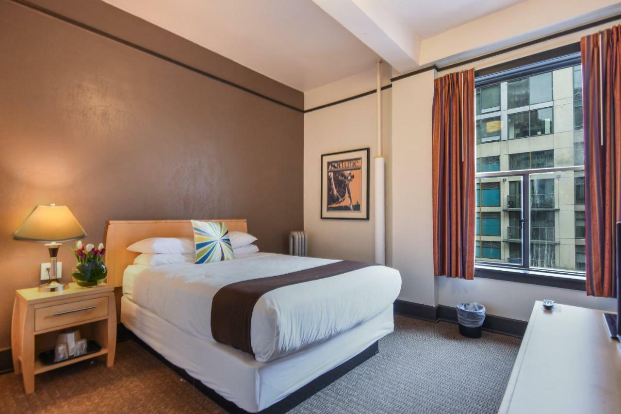 Moore Hotel Seattle Exterior photo